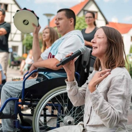 Warsztaty muzykoterapeutyczne i wspólny koncert improwizowany