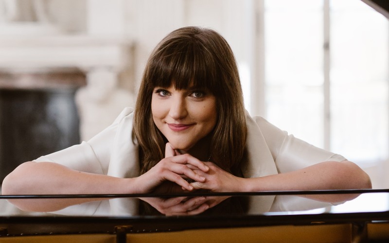 zdjęcie pianistki Aleksandry Bobrowskiej